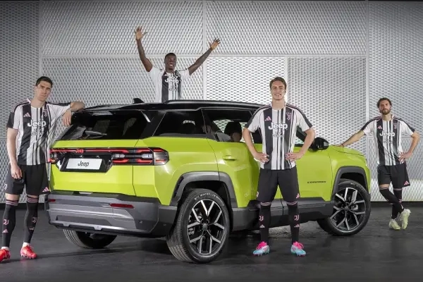 Jeep поделился свежими фотографиями нового Compass