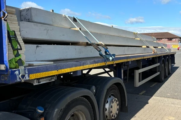 Грузовые автомобили: опора современной экономики и строительства