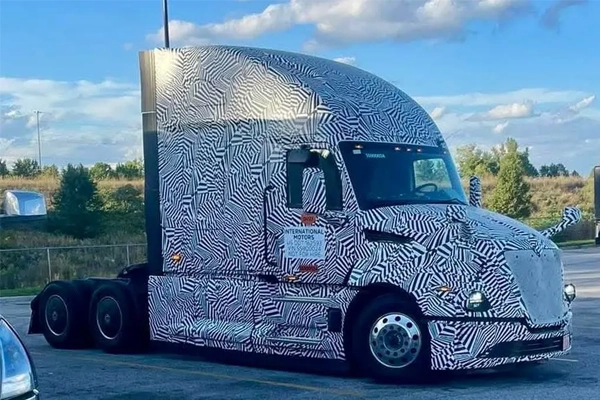 Новый International в камуфляже — Volkswagen готовит совершенно новую кабину