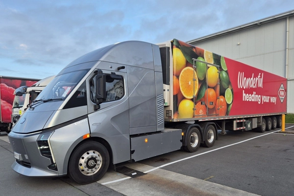 Китайский электрогрузовик Deepway вышел на рынок с запасом хода до 500 км и быстрой заменой батареи